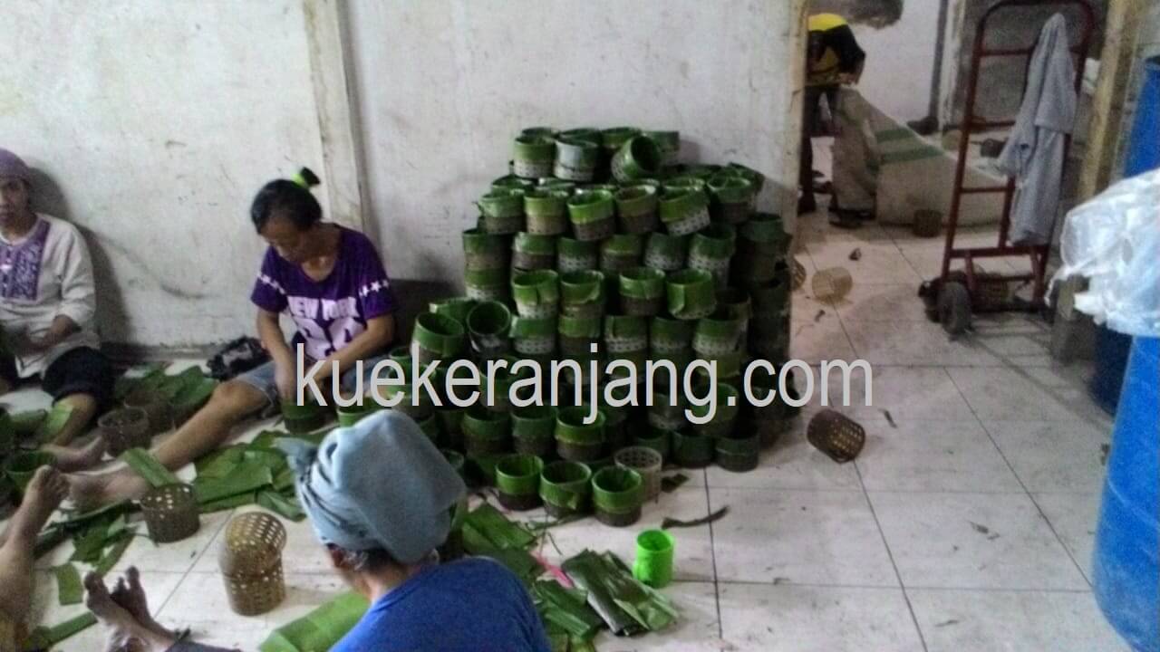 pabrik kue keranjang daun ny lauw tangerang 1